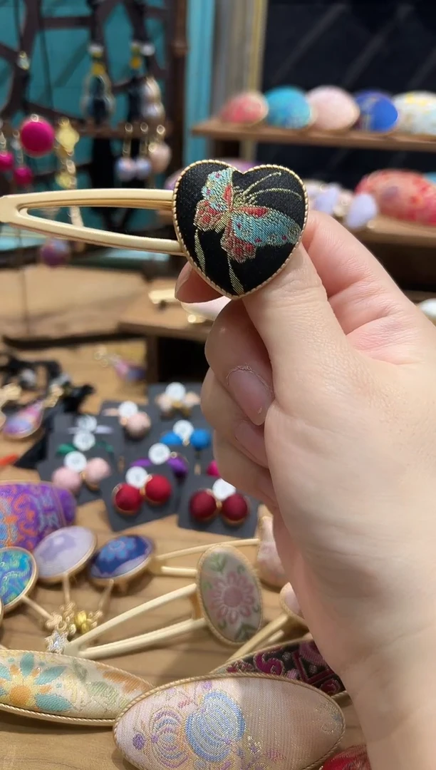 【闪购商品】【孤品车2.11】梅兰竹菊蝴蝶位爱心发夹