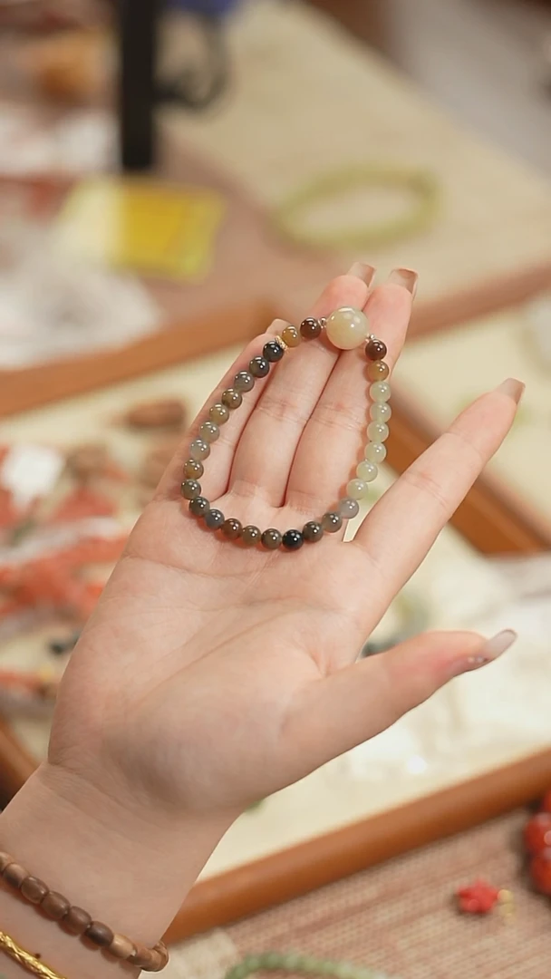 手链未镶嵌和田玉楼兰三色 和田玉手串（多样性发货）