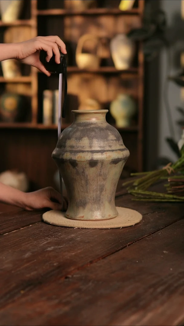 摆件27-507 陶瓷花器高26口径7