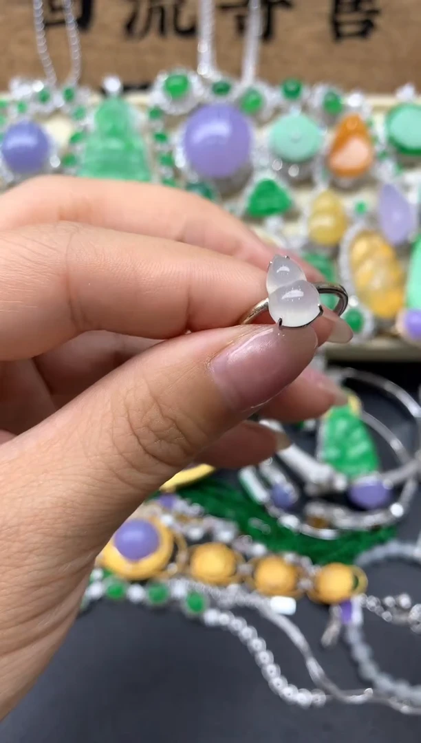 【闪购商品】翡翠戒指18K金镶嵌62-中国好珍宝