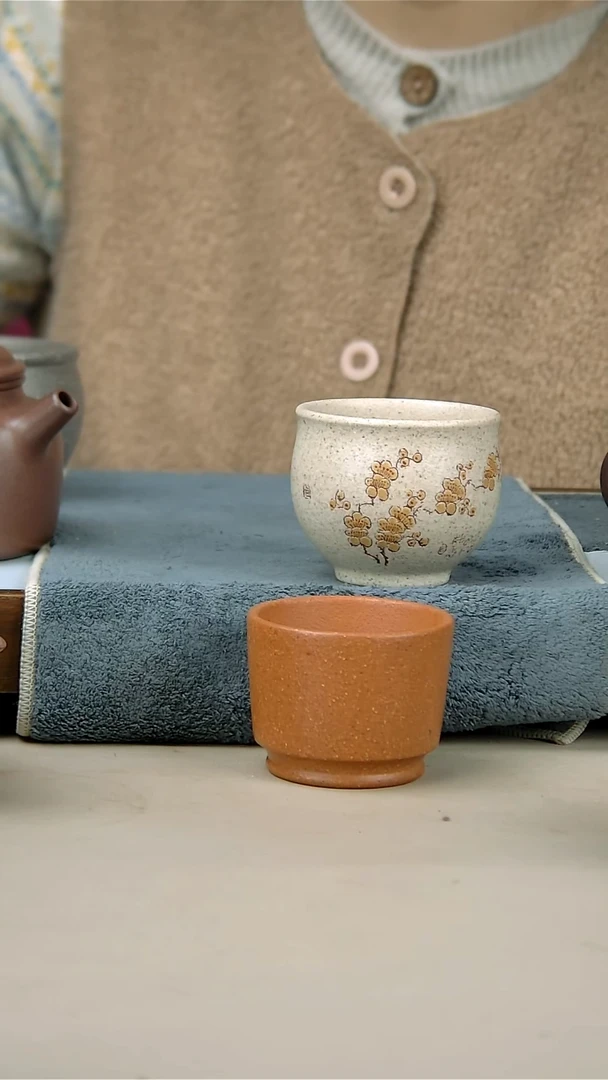 茶壶紫砂白玉段加一个红黄泥各一个