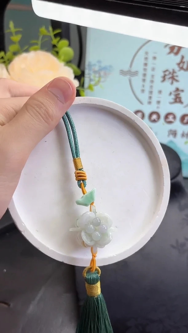 【闪购商品】翡翠挂件未镶嵌YM816 包挂