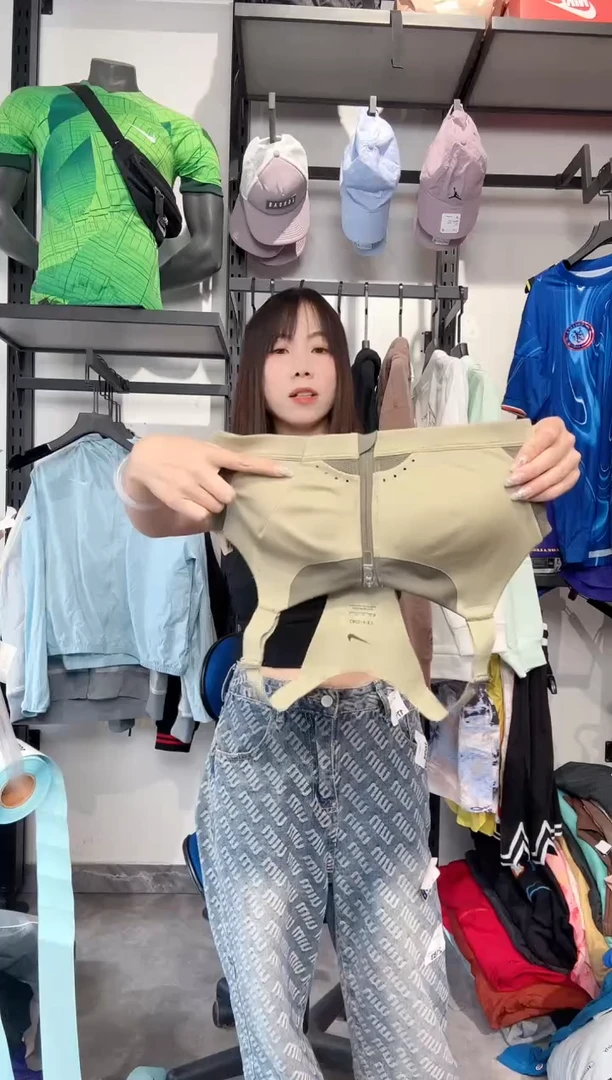1064编码 瑕疵款直播间过款为准 尺码 L