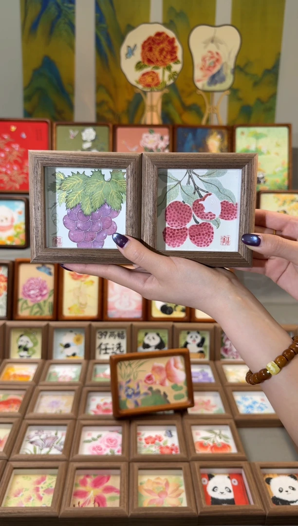 国画紫葡萄 小荔枝 一组11