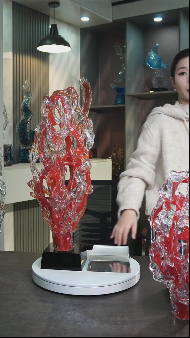 琉璃?**冰红色太湖石