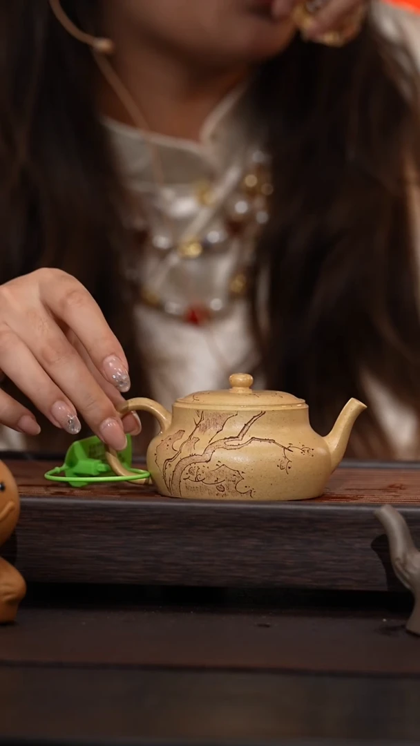 茶壶紫砂观己（刻绘）150CC