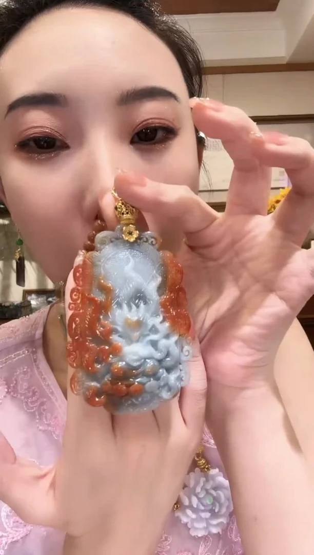 翡翠未镶嵌颈饰梁***?国风