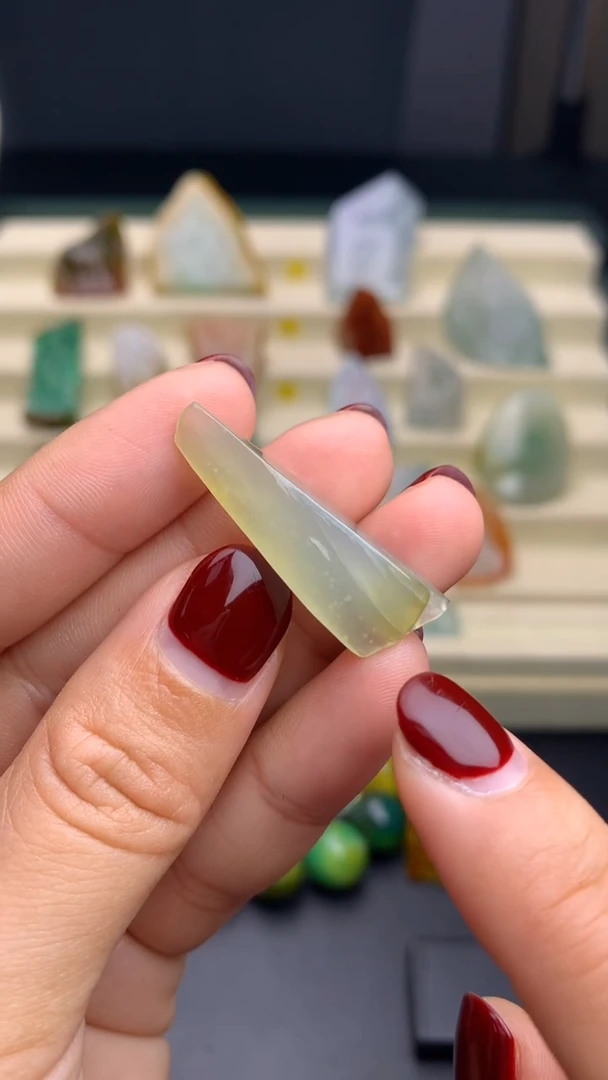 【闪购商品】定制翡翠未镶嵌