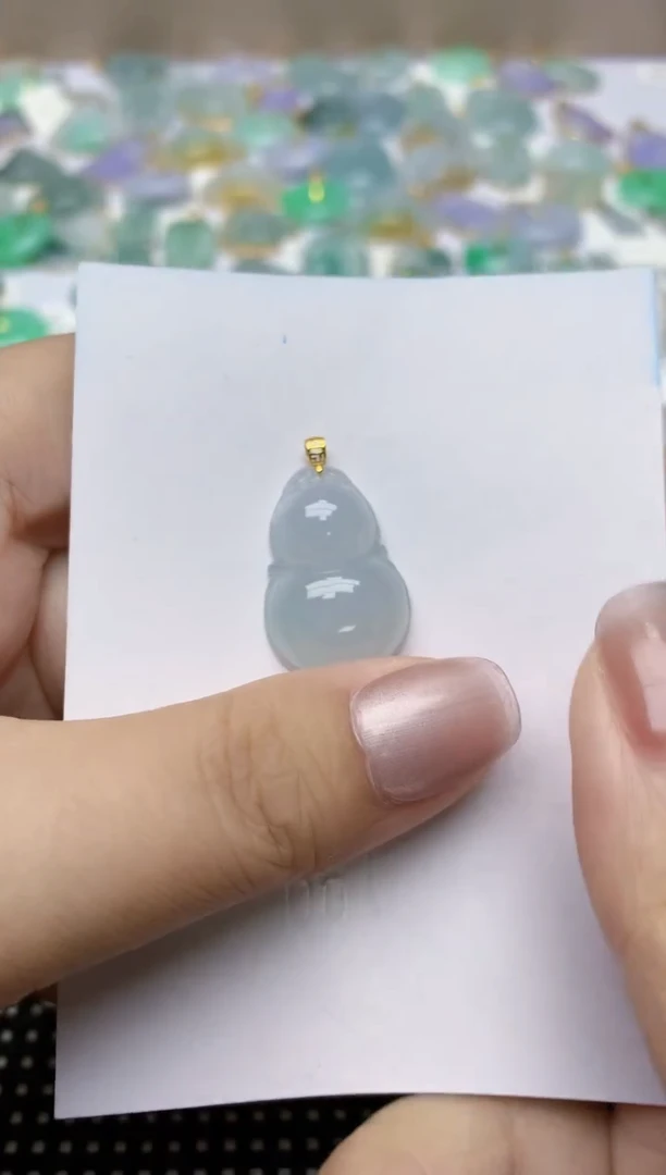 翡翠18K金镶嵌颈饰天然缅甸A货翡翠