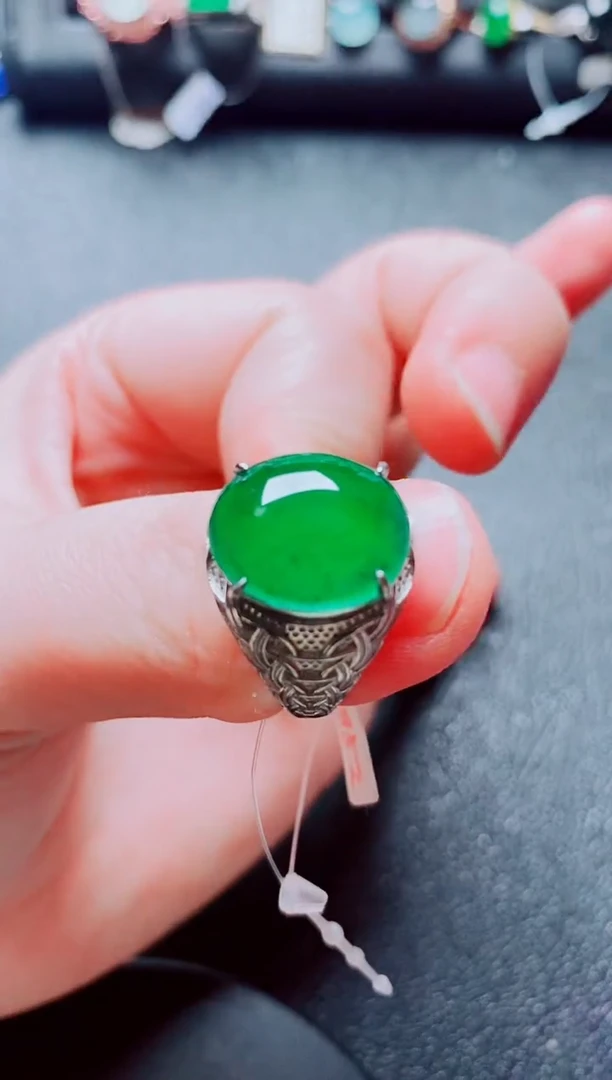 银S925镶嵌戒指翡翠1111