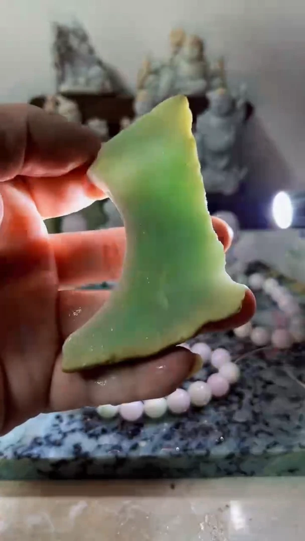 【闪购商品】翡翠吊坠(不含链)未镶嵌A13