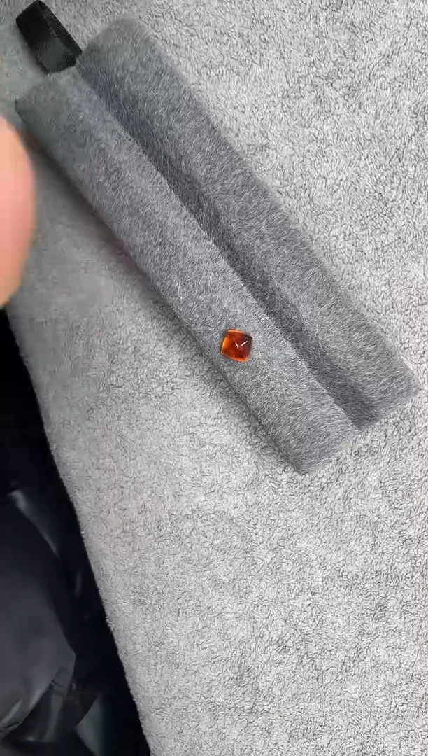 【闪购商品】石榴石（芬达石）裸石未镶嵌2克拉