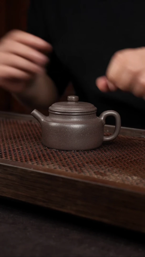 【闪购商品】紫砂茶壶千禧紫泥德钟{小}
