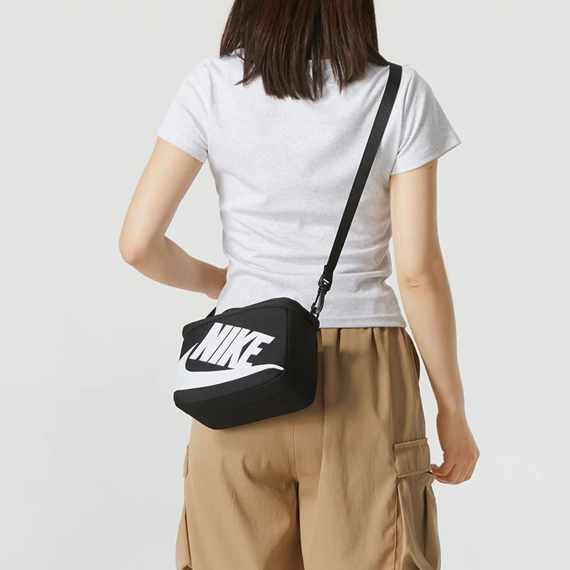 NIKE耐克鞋盒式斜挎包新款男包女包时尚单肩背包手提包拎包FN3059