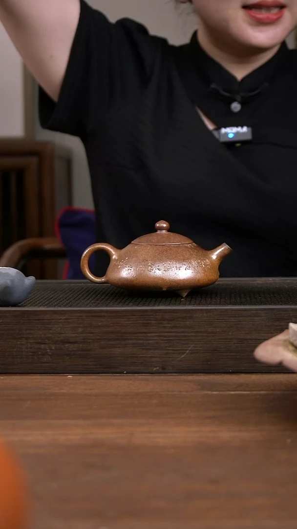 茶壶紫砂柴烧乳瓢      刻绘 莲花     150CC    1 号