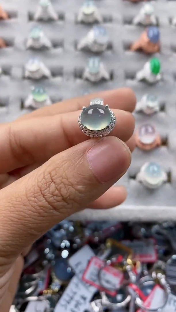 未镶嵌戒指翡翠888             4