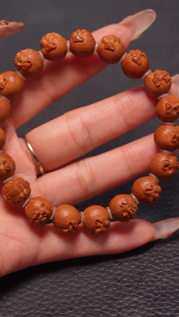 手串橄榄核1.2/钻面小须派