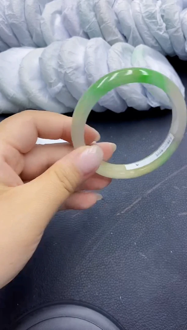 高冰透美人手镯 所见即所得10