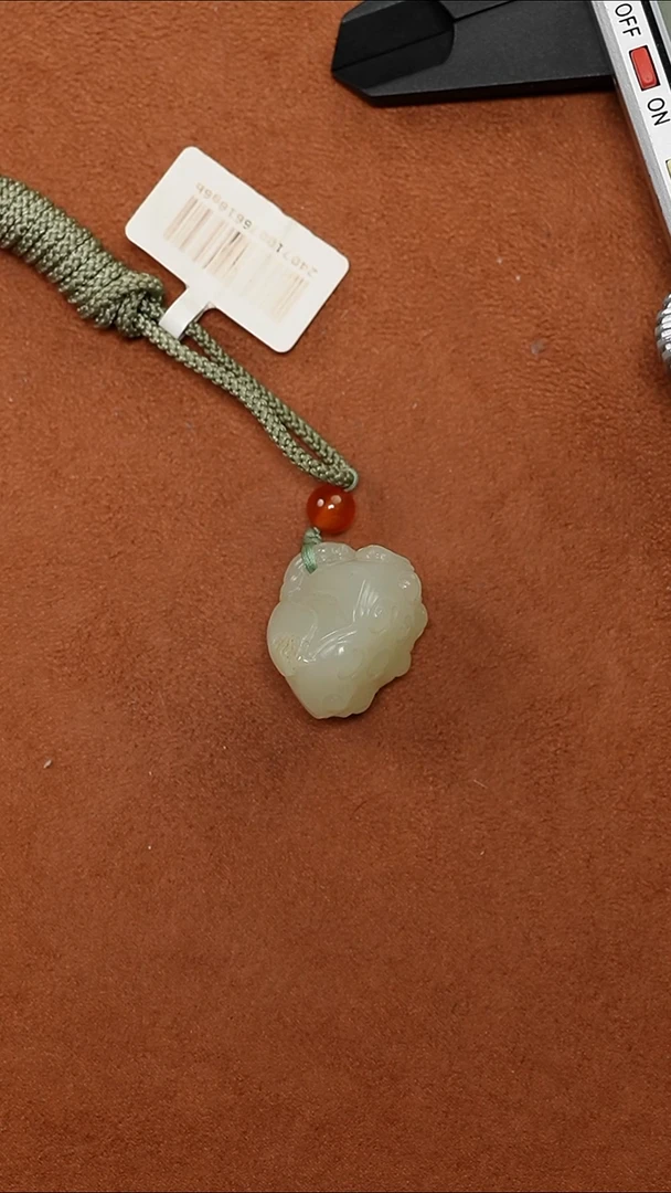 颈饰未镶嵌和田玉0