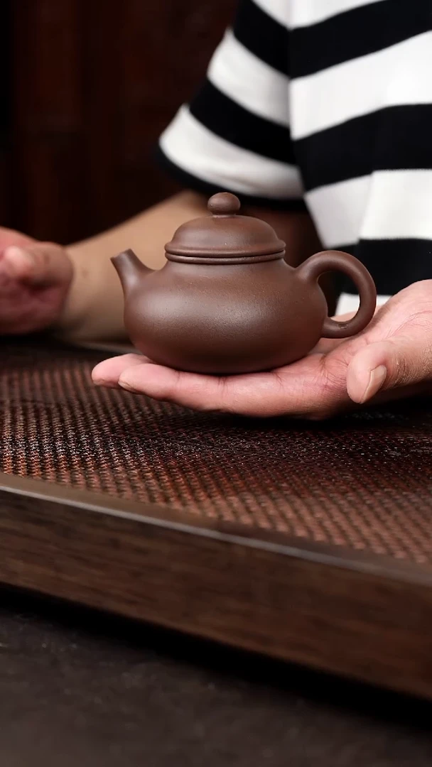 茶壶紫砂紫泥容天