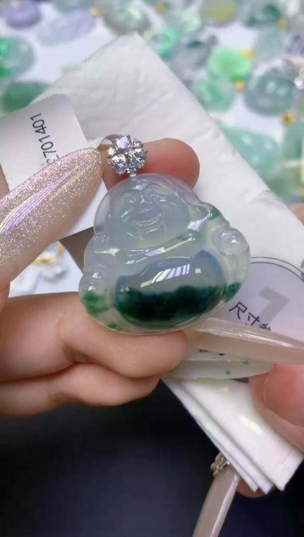 颈饰18K金镶嵌翡翠天然缅甸翡翠A货百元以上9元证书费自理