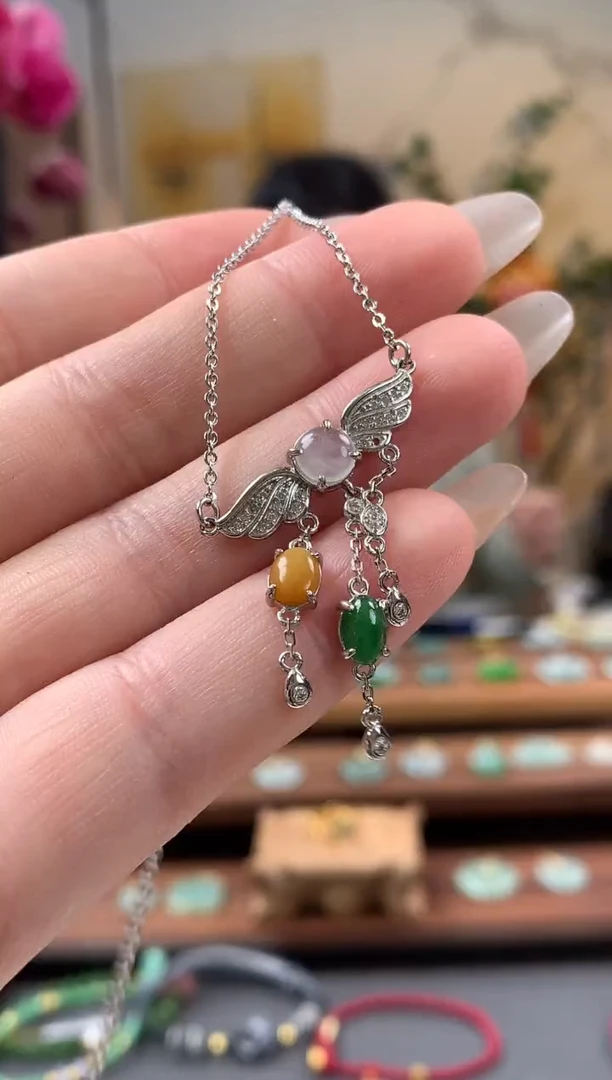 【闪购商品】翡翠套链未镶嵌吊坠