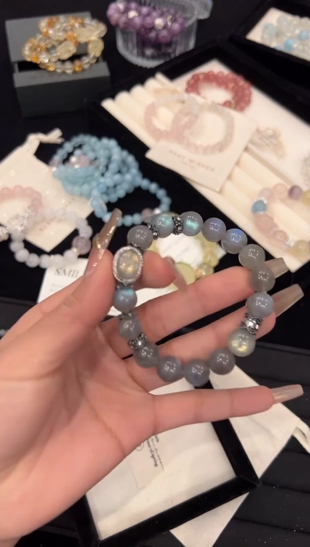 【闪购商品】水晶手链合金灰月光手链x1080