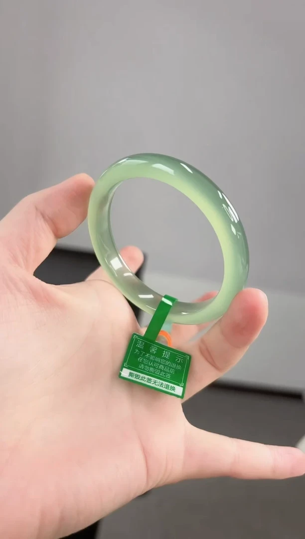 玛瑙/玉髓手镯未镶嵌56圈