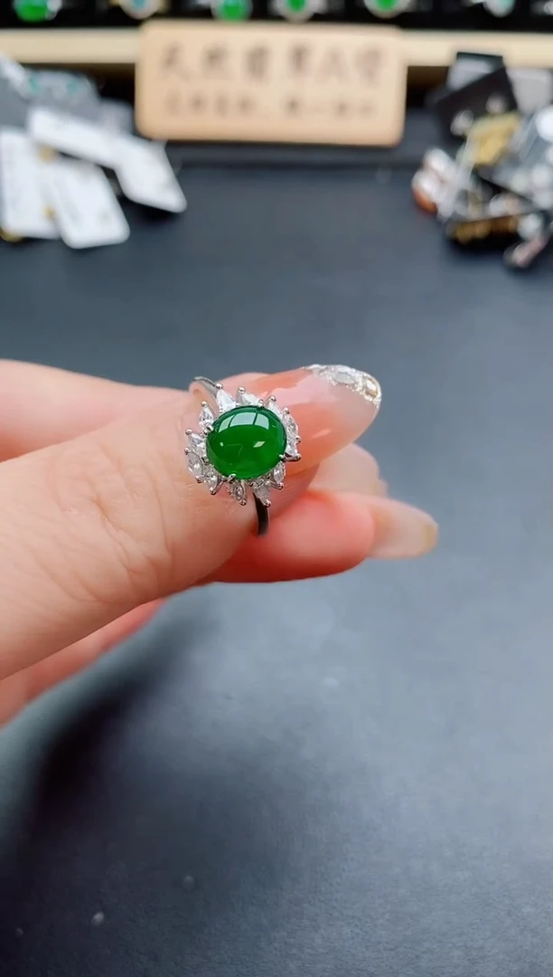 银S925镶嵌戒指翡翠1