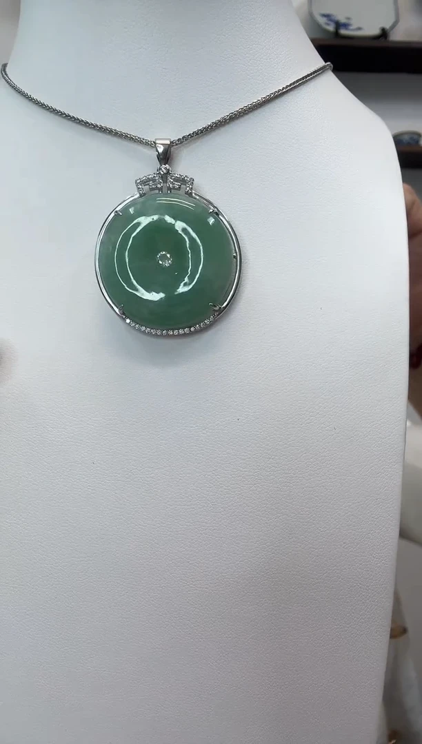 吊坠(赠链)银S925镶嵌翡翠平安扣