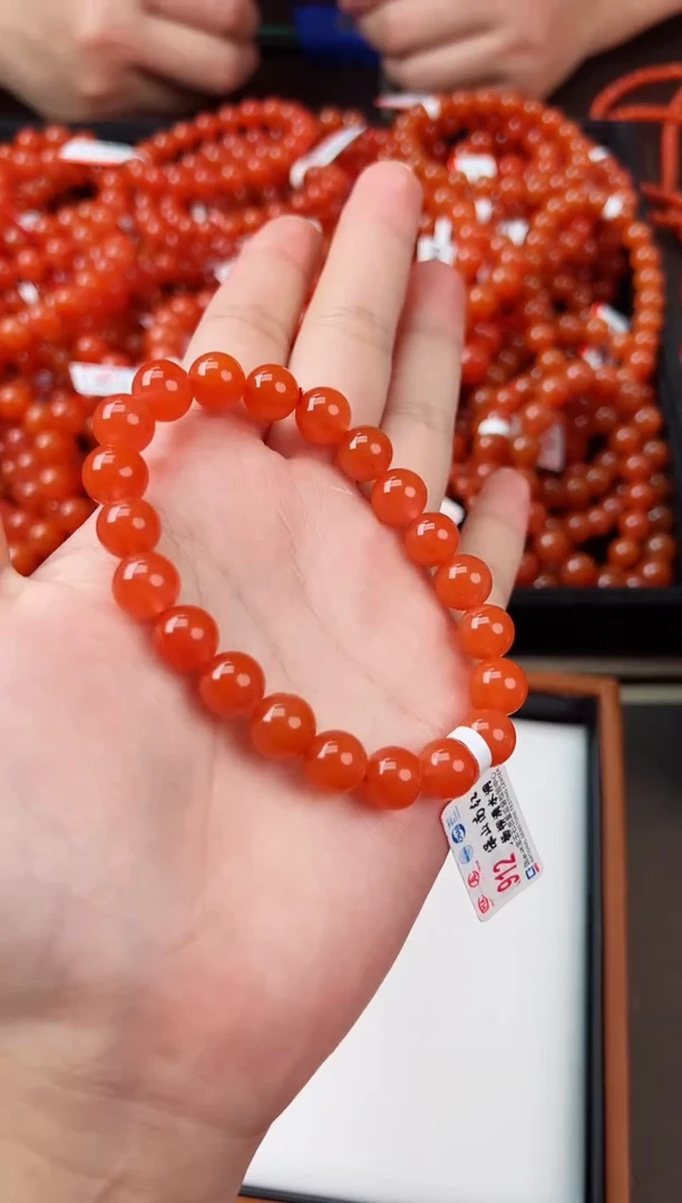 【闪购商品】南红玛瑙亮光手串卡9+未镶嵌保山杨柳滴水洞