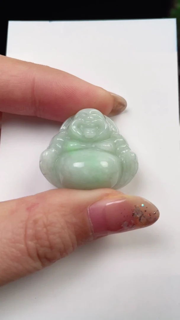 【闪购商品】翡翠颈饰未镶嵌佛公 微瑕