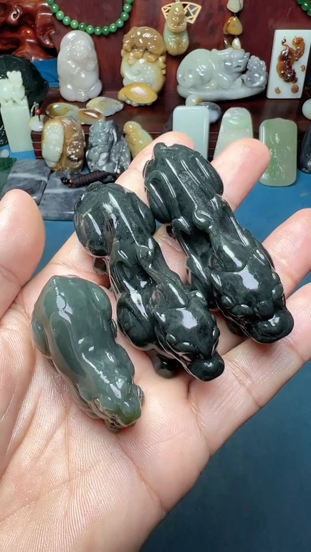 未镶嵌和田玉挂件3