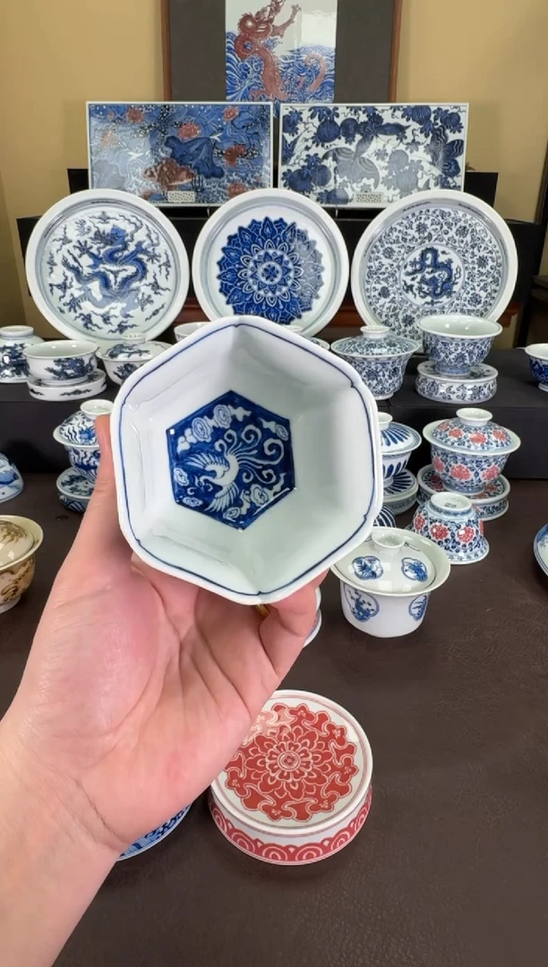 【闪购商品】瓷片羿器窑六方凤纹杯子