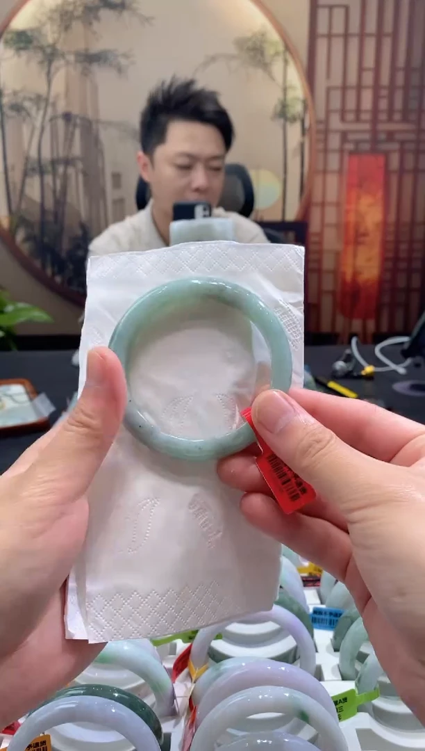 未镶嵌手镯翡翠0000039840