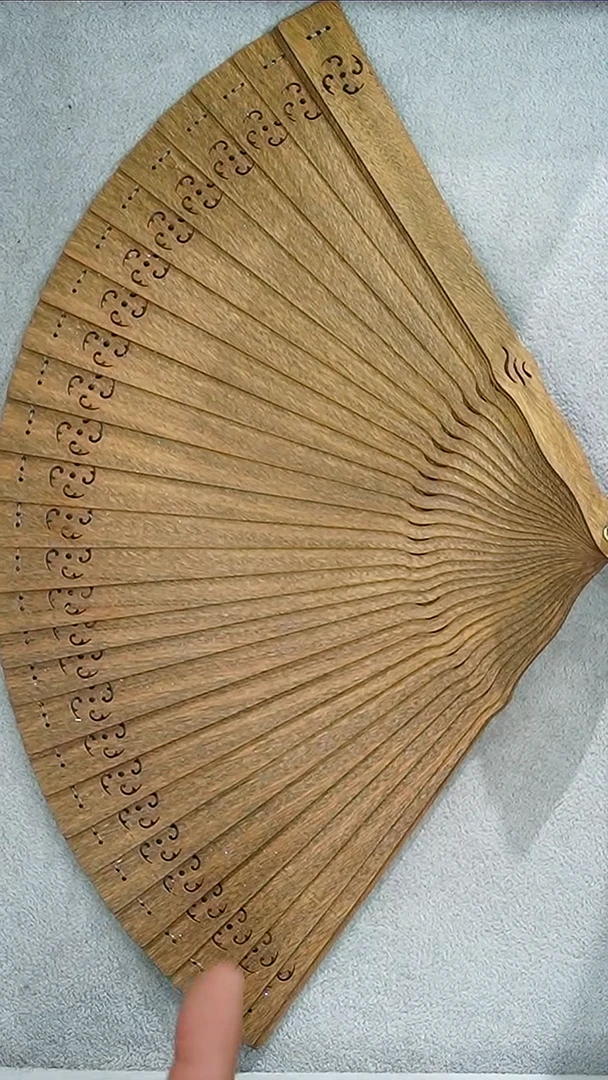 【闪购商品】维腊木（绿檀）绿檀扇子