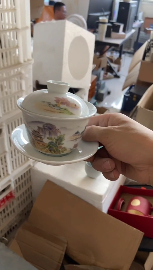 杯无运费险有瑕疵的摄影的产品有使用过的痕迹有点脏介意勿拍