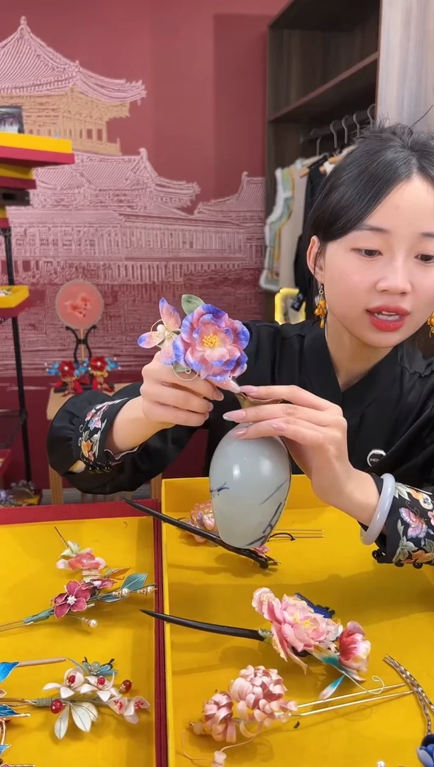 【闪购商品】刺绣非遗绒花（发饰）