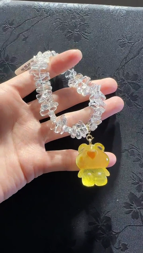 18K金镶嵌手串水晶小熊