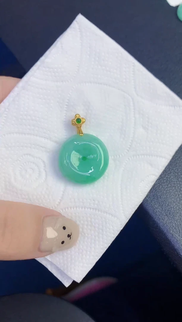 颈饰未镶嵌翡翠缅甸天然翡翠A货