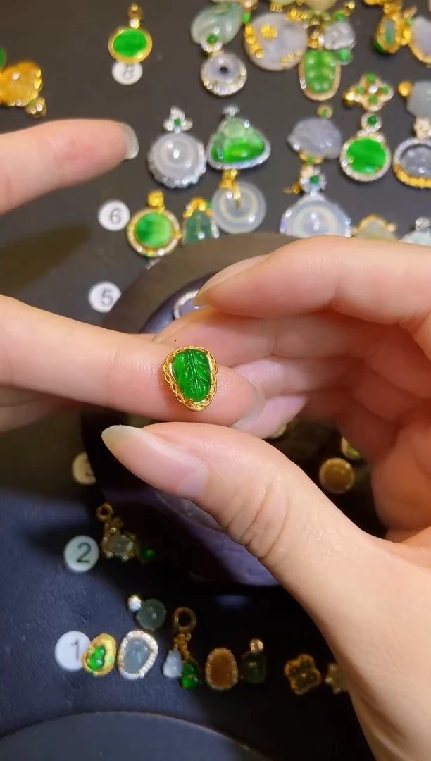 吊坠(不含链)银S925镶嵌翡翠1