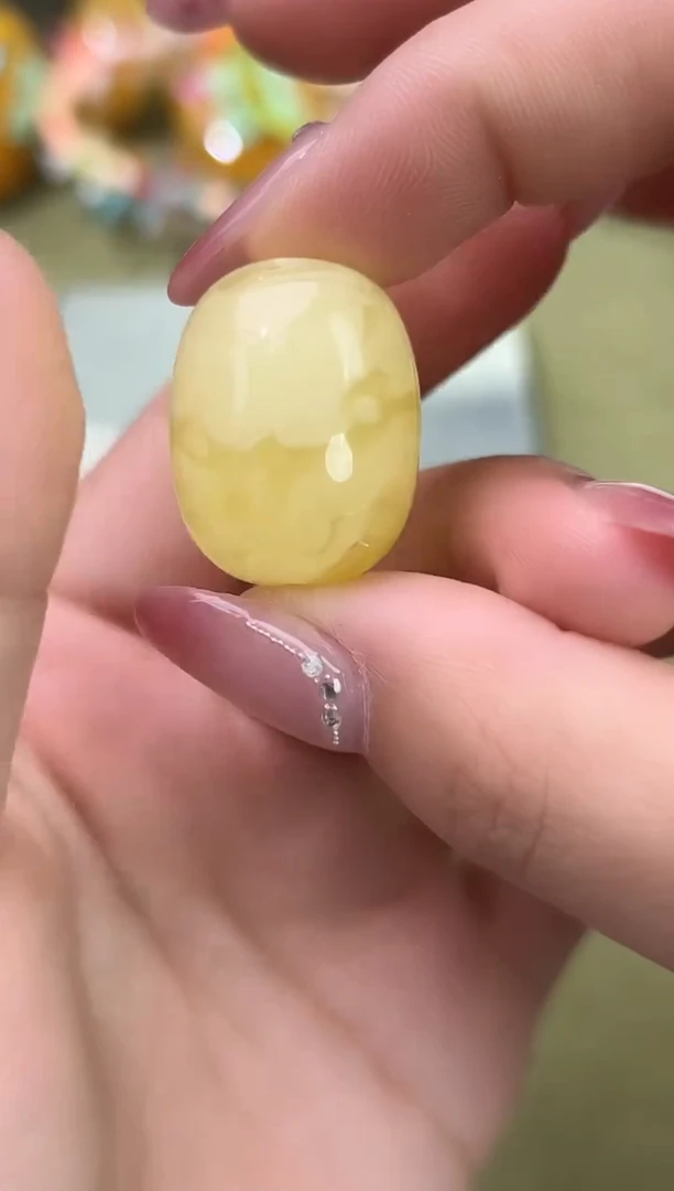 裸石琥珀未镶嵌天然琥珀蜜蜡吊坠