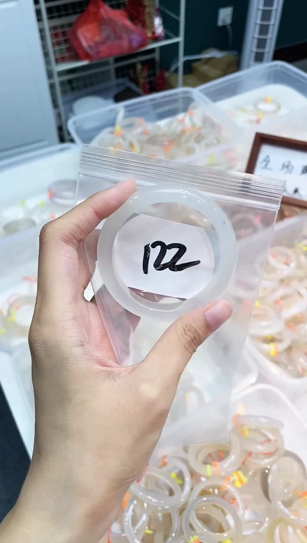 玛瑙/玉髓手镯未镶嵌122-55+