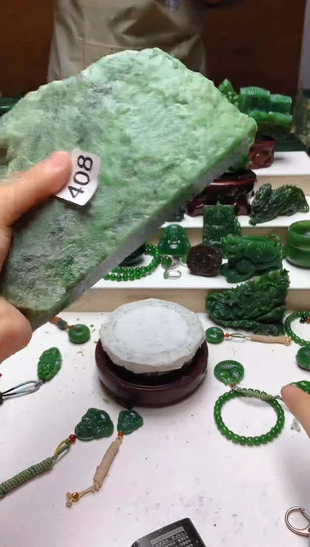 未镶嵌和田玉（碧玉）珠宝半成品1