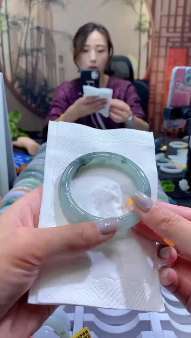 未镶嵌手镯翡翠000082844