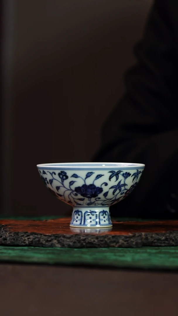 元煦和晓 四季花卉高足杯