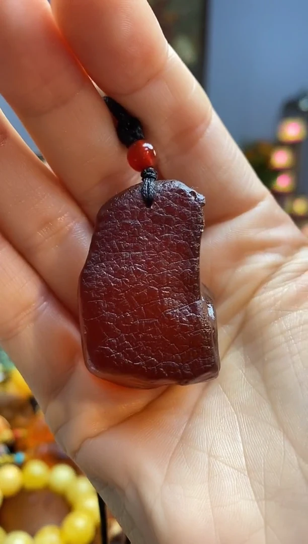 琥珀颈饰未镶嵌吊坠