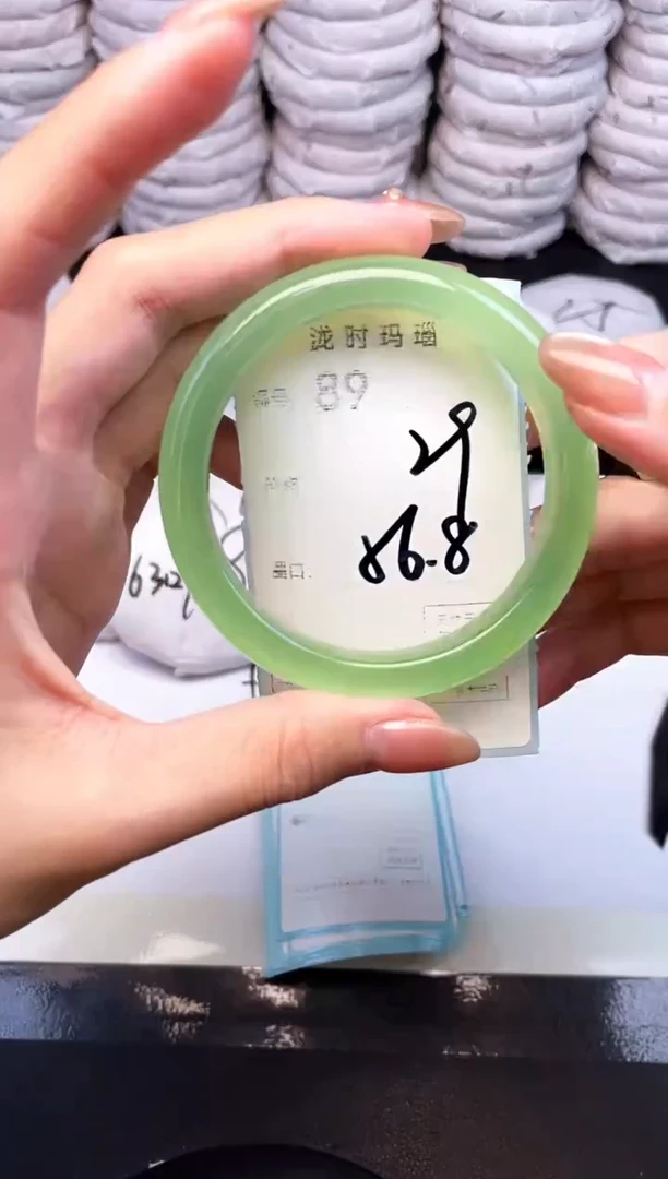 手镯玛瑙/玉髓未镶嵌89