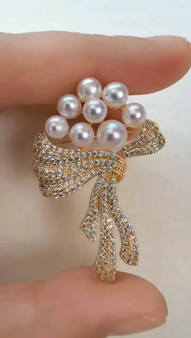 未镶嵌胸饰淡水珍珠金色丝带