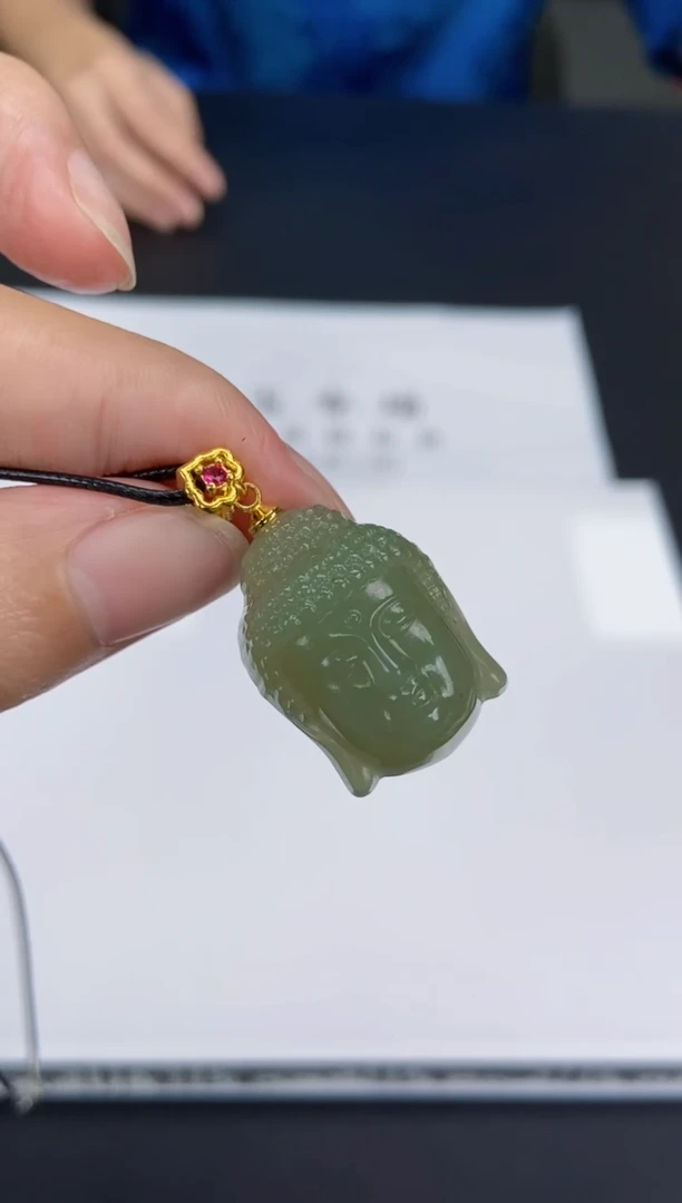 合金和田玉挂件376424    多人 多样性发一件